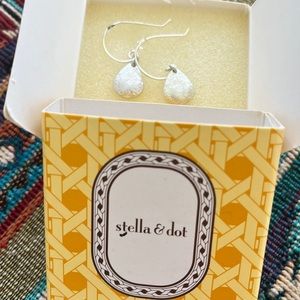 Stella & Dot silver earrings-silver drops